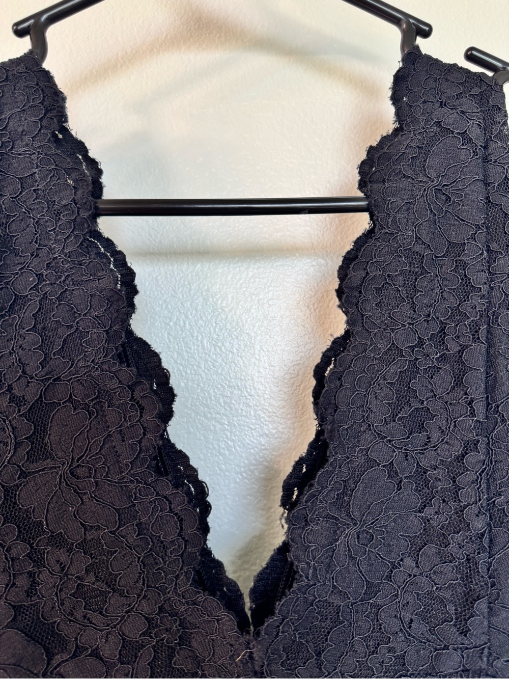 Express Black Floral Lace V-Neck Mini Dress - Picture 2 of 3